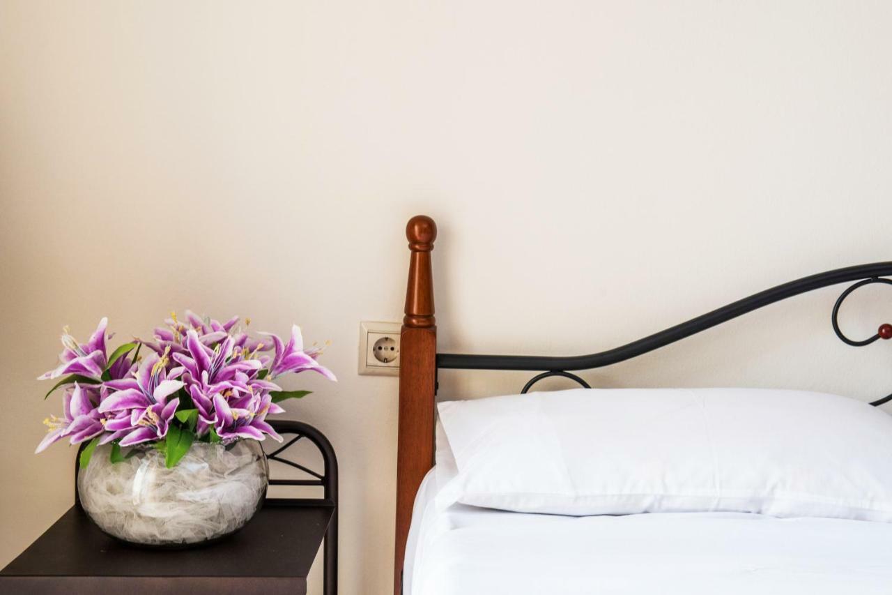 Marelen Apartment Near Chania Center Dış mekan fotoğraf